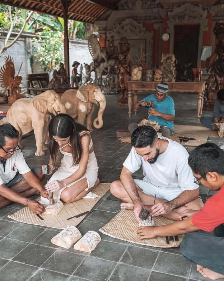 Ubud: Art Heritage Tour with Museum and Carving Studio - The Experience in Detail