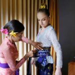 Ubud: Cultural Fashion Experience w/ Makeup & Photoshoot - Traditional Dress and Makeup Transformation