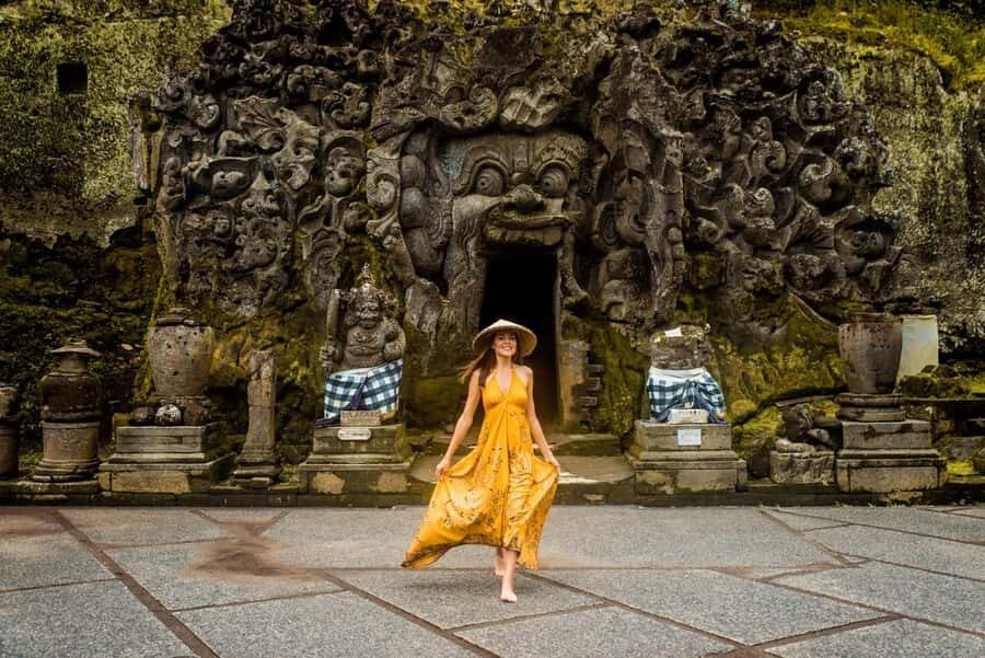 Ubud: Elephant Cave & Pakerisan UNESCO Guided Tour - The Sacred Pools and Garden Spaces