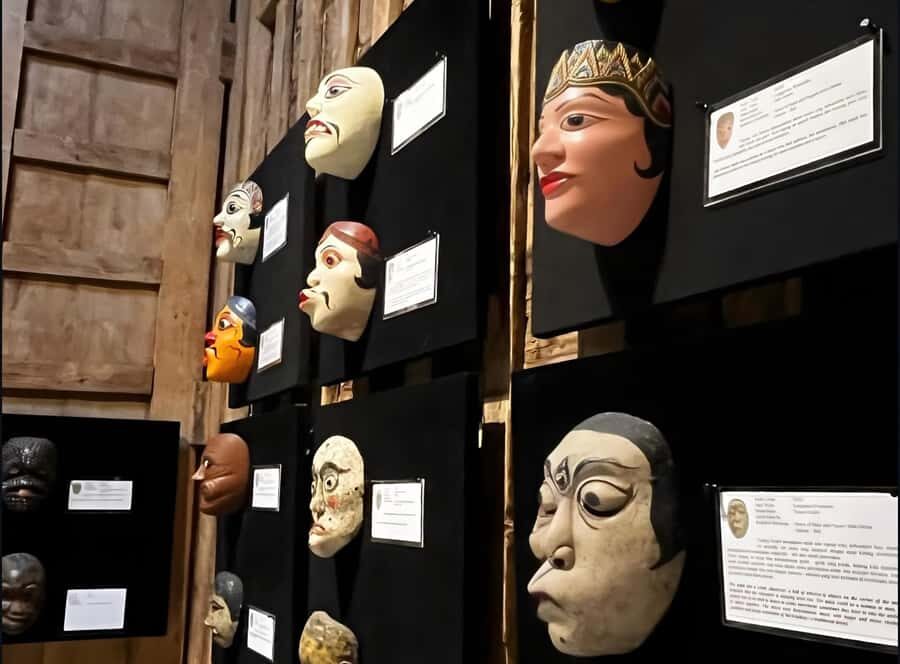 Ubud: Mask Museum, Heritage Homes, and Waterfall Tour - Exploring the Heart of Ubud’s Culture and Nature