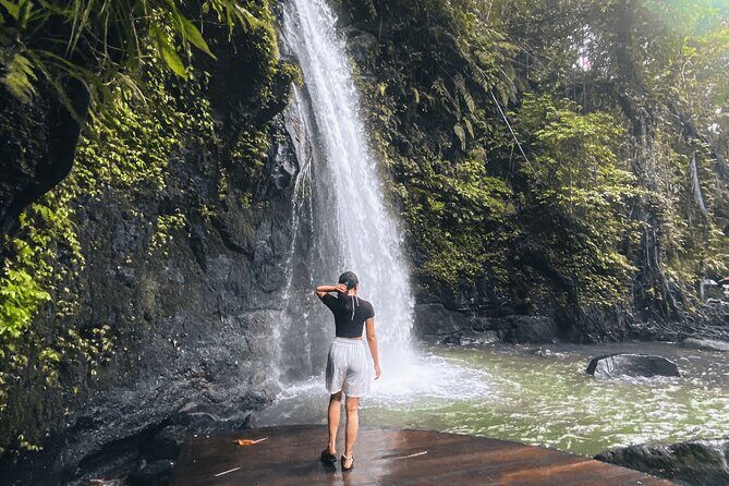 Ubud Private Guided Tour to Mengening Temple and Hidden waterfall - FAQ
