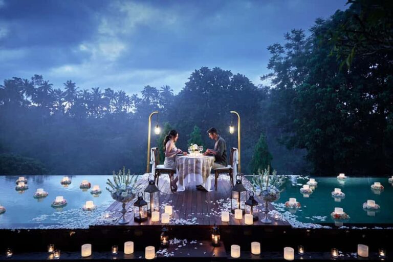 Ubud: Romantic Floating Dinner Under the Stars - Practicalities and Considerations