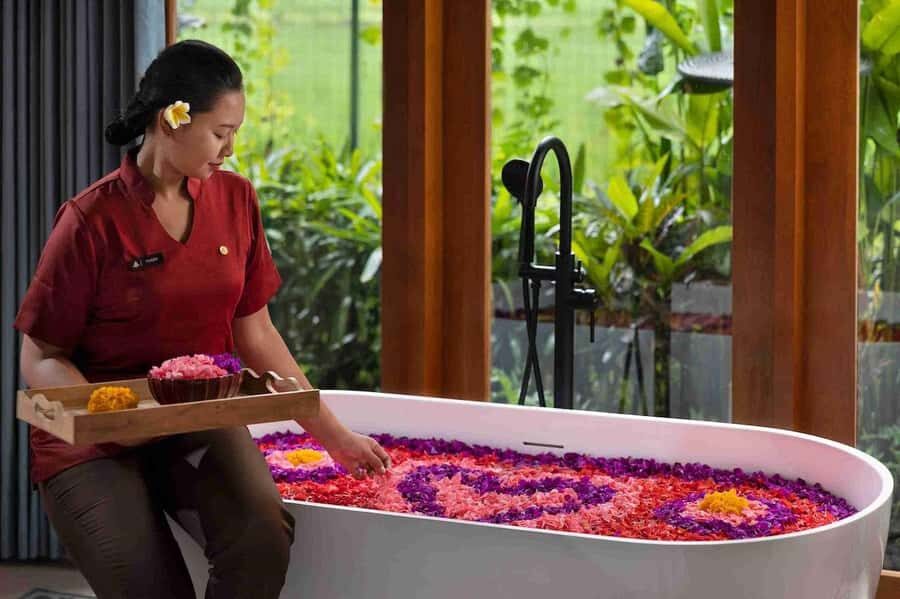 Ubud: Tejas Inara Alas Harum Spa Massage & Flower Bath - A Detailed Look at the Experience