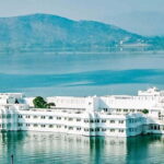 Udaipur: Full Day Private City Tour with Optional Boat Ride - What You Will Experience