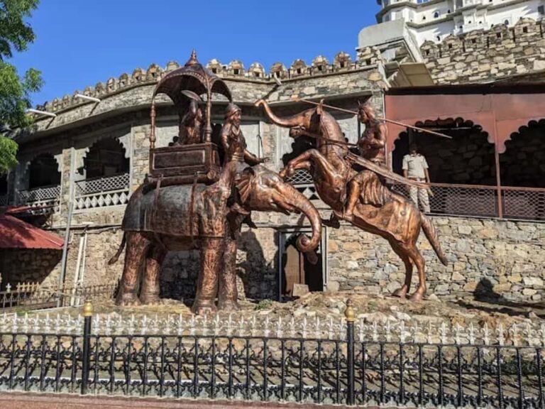 Udaipur: Maharana Pratap Museum Guided Tour - The Sum Up