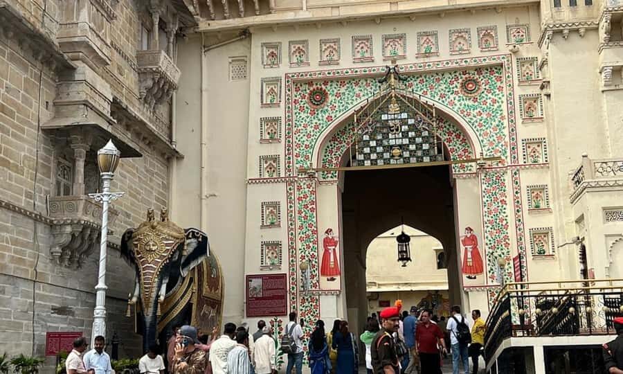 Udaipur: Private City Sightseeing Tour & Cooking Class Combo - Exploring Udaipur’s Highlights