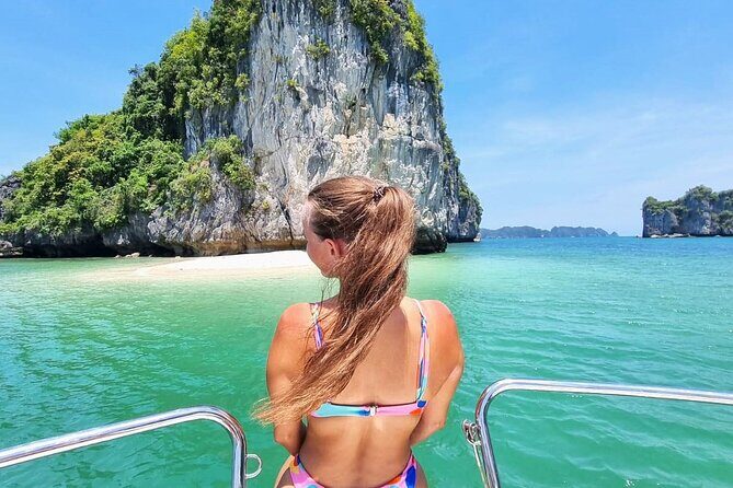 Unforgettable Moments: Private Yacht Explore Sunset Halong Bay - What’s Included and What’s Not