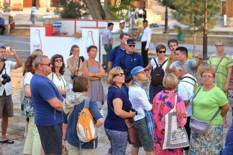 Uzbekistan: 8-Day Tour of Tashkent, Samarkand, and More - Transportation and Group Dynamics