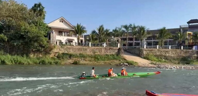 Vang vieng: Longtail boat&Paragliding & hotel pick-up - The Itinerary Breakdown: What You Can Expect