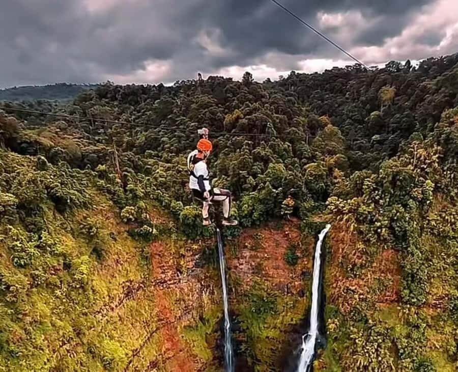 Vang Vieng: Zipline + Wolf Cave + Water Cave + Blue Lake 1 - Exploring the Itinerary in Detail