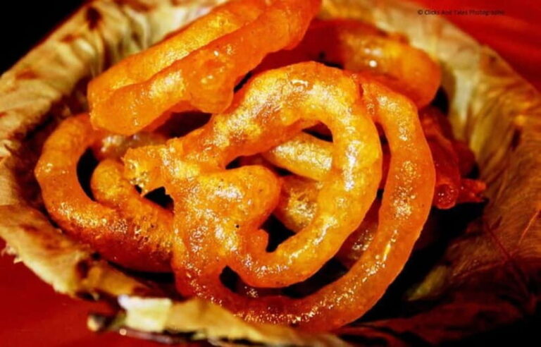 Varanasi Bliss: Private Food Tour, Boat Ride & Ganga Aarti - The Sum Up: Is This Tour Right for You?