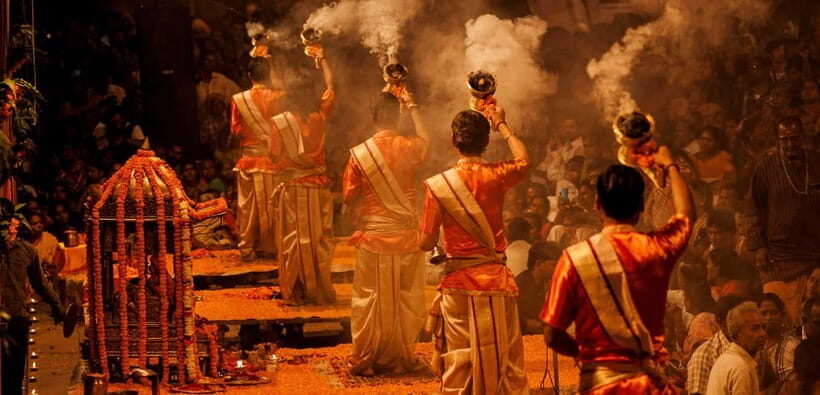 Varanasi: Boat Ride, Walking Tour, and Vegetarian Lunch - Practical Details and What You Need to Know