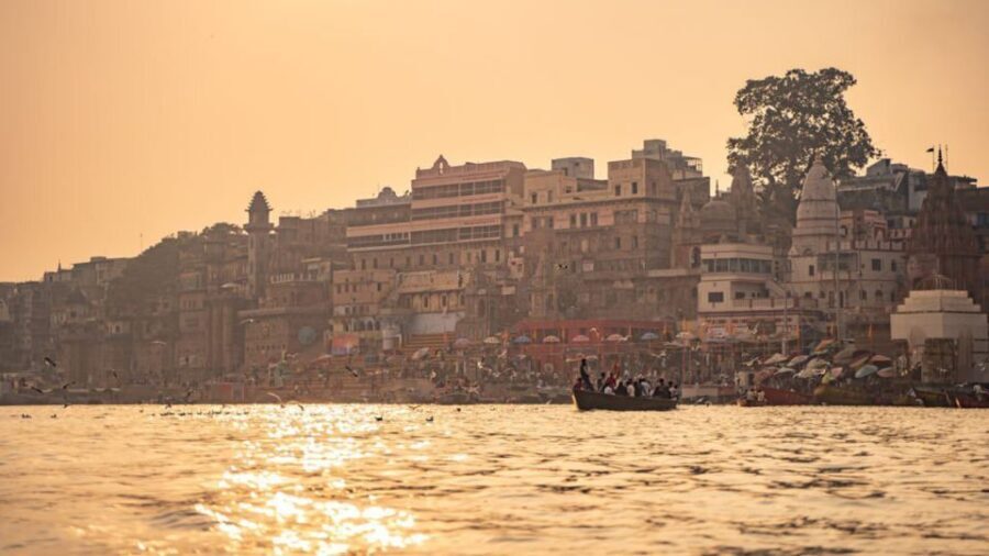 Varanasi: Fully Day Tour with Sarnath and Boat Ride - Navigating Varanasi’s Old City
