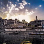 Varanasi:- Private Day Tour Varanasi & Sarnath & Boat Ride - Exploring Varanasi’s Spiritual Core: Kashi Vishwanath and the Old City