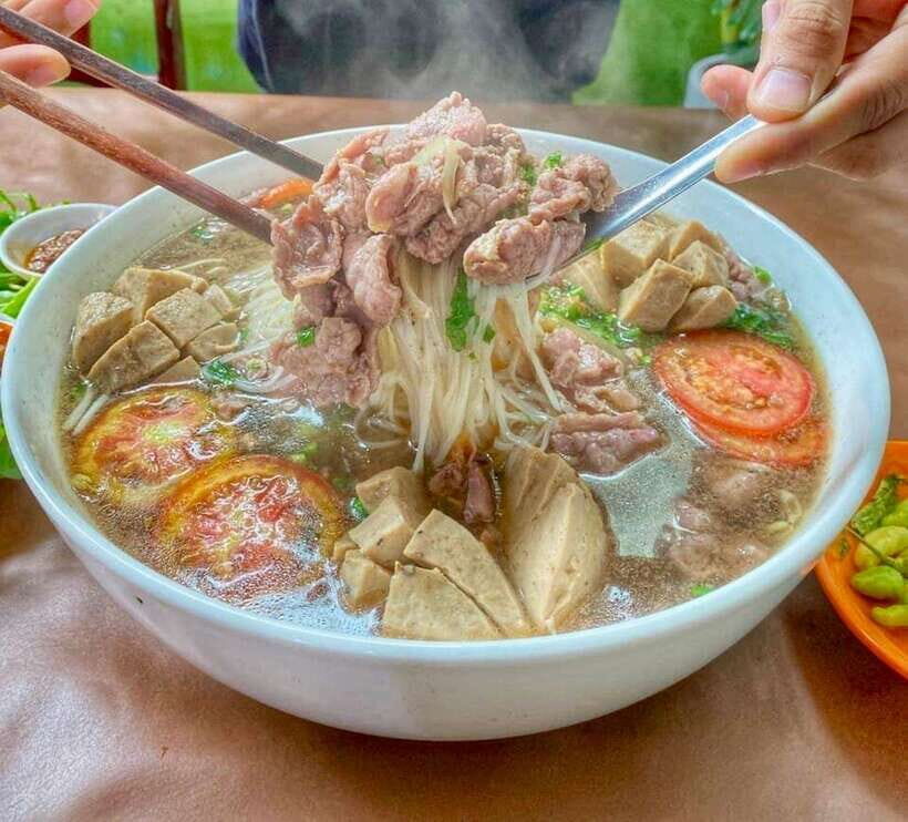 Vientiane classic Food tour ( Included Food ) - Detailed Breakdown of the Itinerary