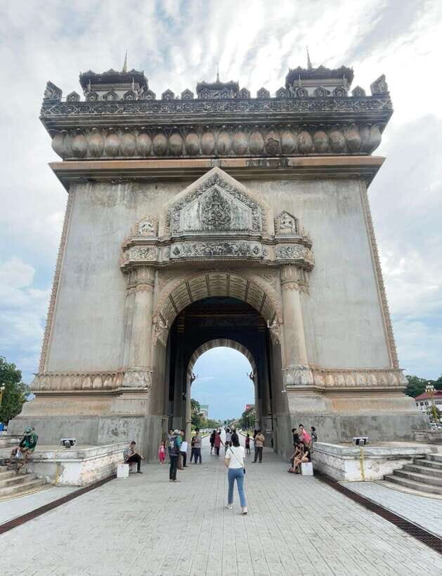 Vientiane IG tour & Patuxay monument - Why This Tour Offers Great Value