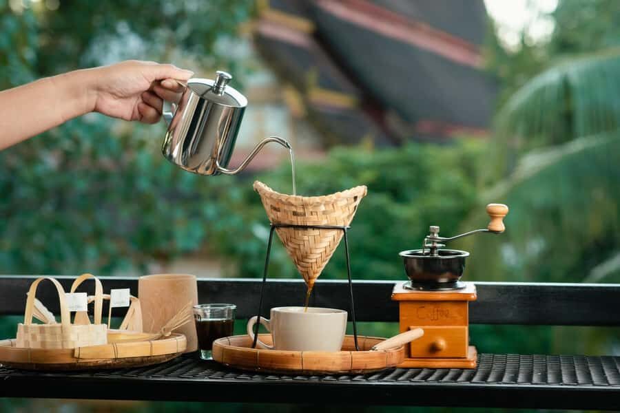 Vientiane: Self Bamboo Drip Coffee with Temple View - A Closer Look at the Experience