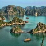 Visit Ha Long - "a wonder of the world" from Ha Noi or back - The Itinerary and Travel Experience