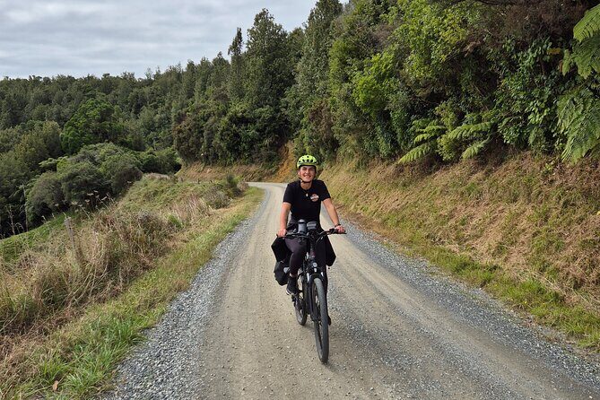 Waitomo E-bike ride including enchanting bush walk - Practical Information and Pricing
