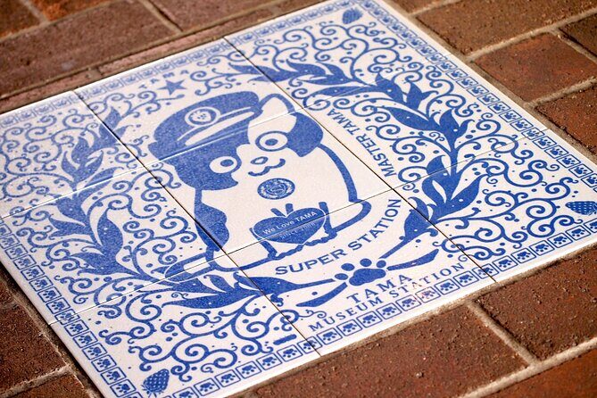 Wakayama: Cat Stationmaster Adventure on the Kishigawa Line - Kishi Station: The Heart of the Tour