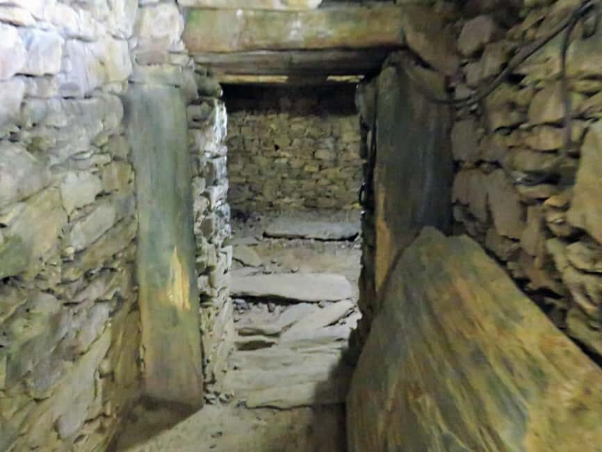 Wakayama: Iwase-Senzuka Ancient Tomb Cluster Tour - What Travelers Can Expect