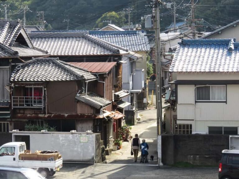 Wakayama: Kada Cycling Tour with Medetai Train Ride - Visiting Awashima Shrine: A Quirky Cultural Stop
