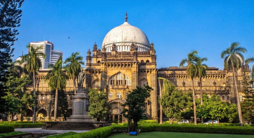Walk and Explore Mumbai City: Guided Tour by Foot - Practical Details and Tips