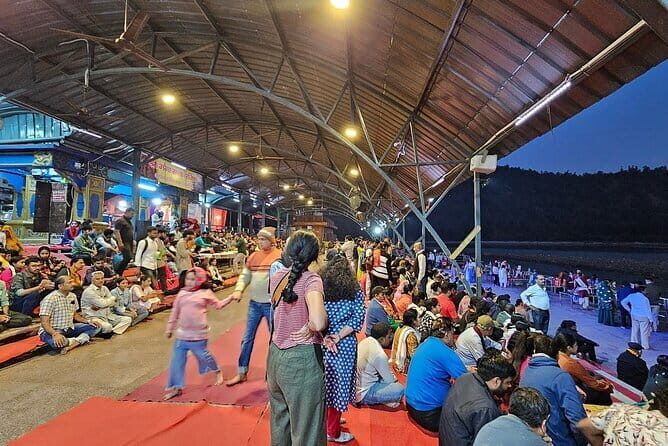 Walking Tour Rishikesh with Ganga Aarti at Triveni Ghat - Exploring the Itinerary in Detail