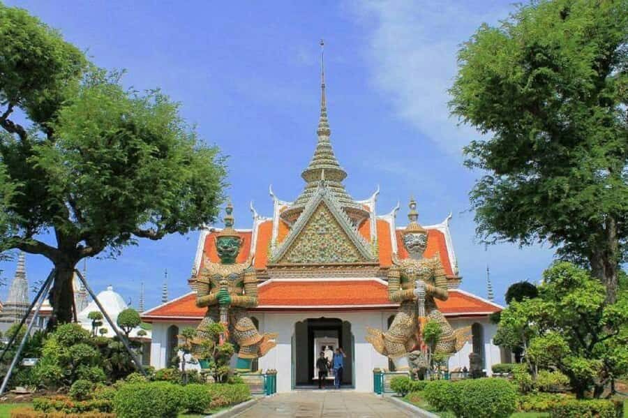 Wat Pho, Wat Arun and Wat Hong Rattanaram Private Tour - Why This Tour Offers Great Value