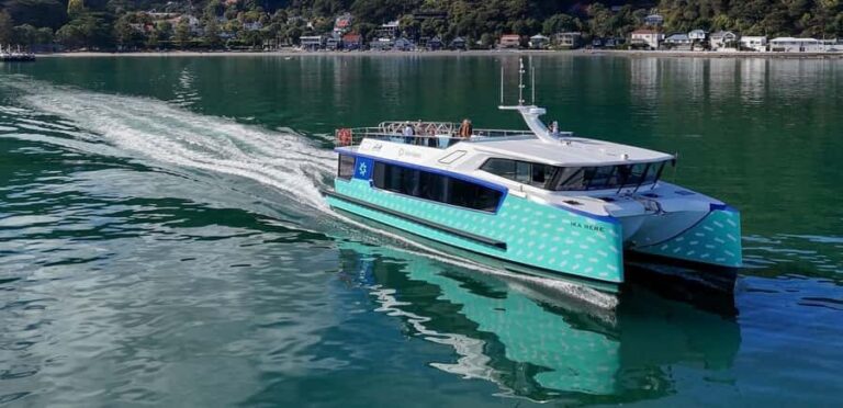 Wellington: Commentated Harbour Explorer tour - What to Expect on the Wellington Harbour Tour