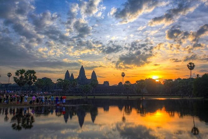 Wonderful Angkor Sunrise Joined Tour - Authentic Experiences and Tips from Reviewers