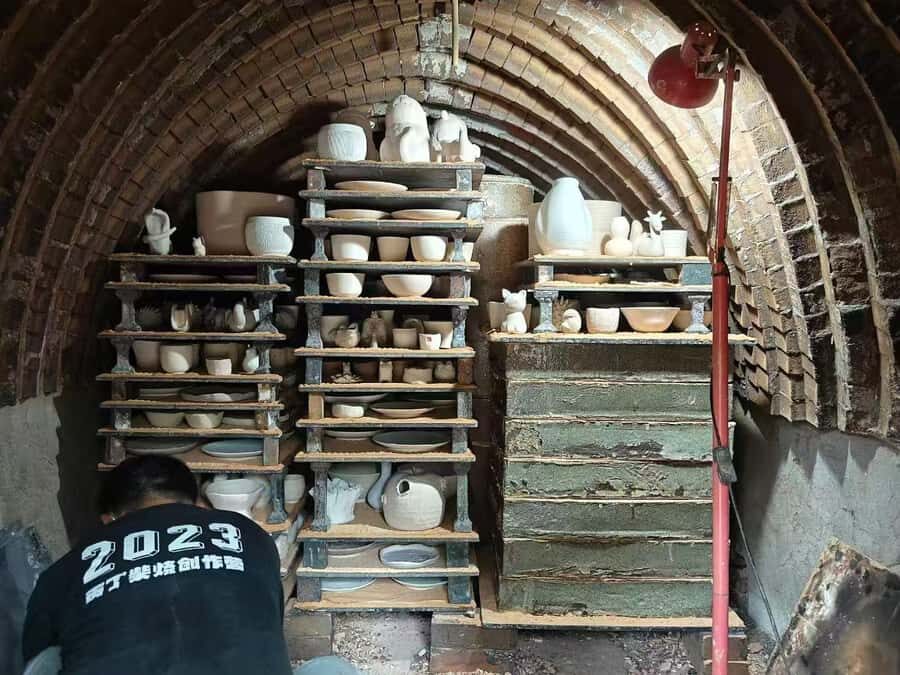 Wuhan: 3-Day Jingdezhen Pottery Tour with Rail & Hotel - Practical Details and Value