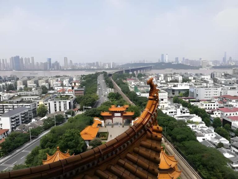 Wuhan: Yellow Crane Tower & Yangtze River Bridge Tour - What To Expect During the Tour