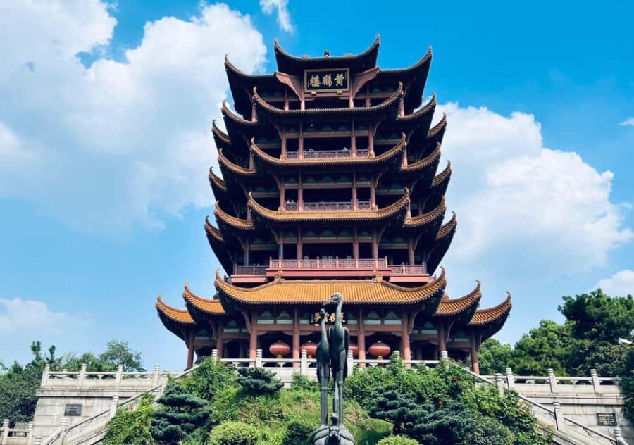 Wuhan: Yellow Crane Tower & Yangtze River Bridge Tour - Why This Tour Is Worth Considering