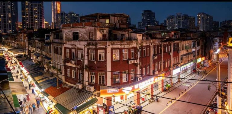 Xiamen local food tour on Historic Zhongshan Arcade Streets - A Deep Dive into the Xiamen Experience
