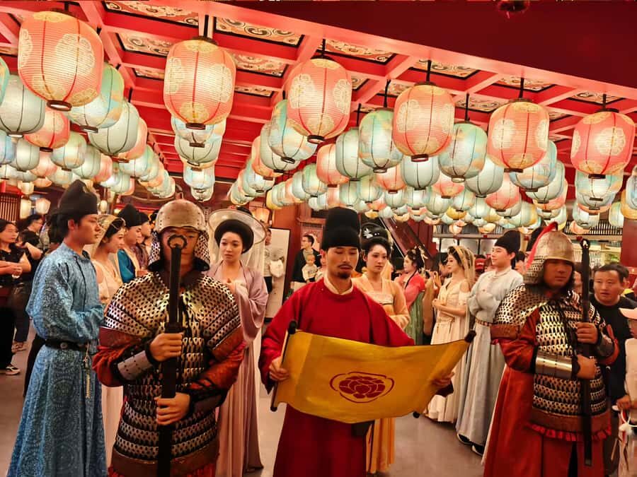 Xi'an: Cultural Hilights and Food Tasting Private Day Tour - The Itinerary Breakdown