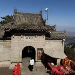 Xi'an: Hua Shan Mountain Private day Tour - Why This Tour Stands Out