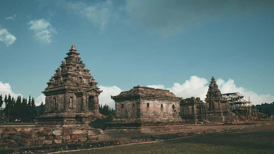 Yogyakarta: 5-Day Dieng Plateau Tour with Jeep Ride - Exploring the Highlights of This Tour