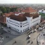 Yogyakarta: Beringharjo Market & Malioboro Street Tour - Who Should Do This Tour?