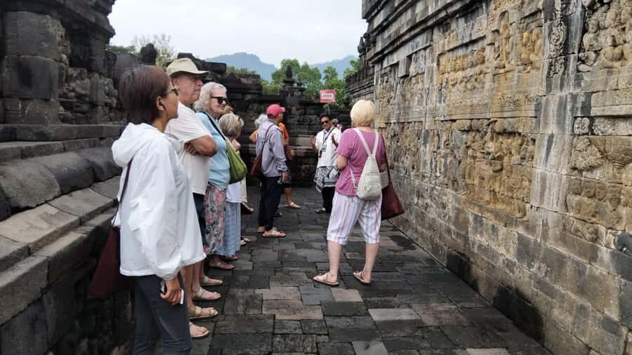 Yogyakarta: Borobudur and Bromo Ijen Tour 3-Day with Train - Day 2: Scenic Rail Journey and Mount Bromo