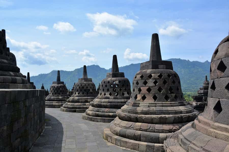 Yogyakarta: Borobudur Climb-up & Prambanan Included Ticket - Why This Tour Stands Out