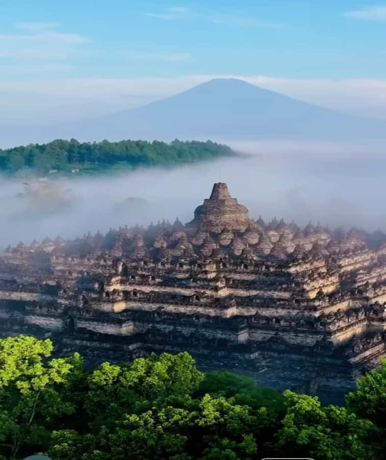 Yogyakarta: Borobudur, Merapi, & Prambanan Private Tour - Transportation & Practical Details
