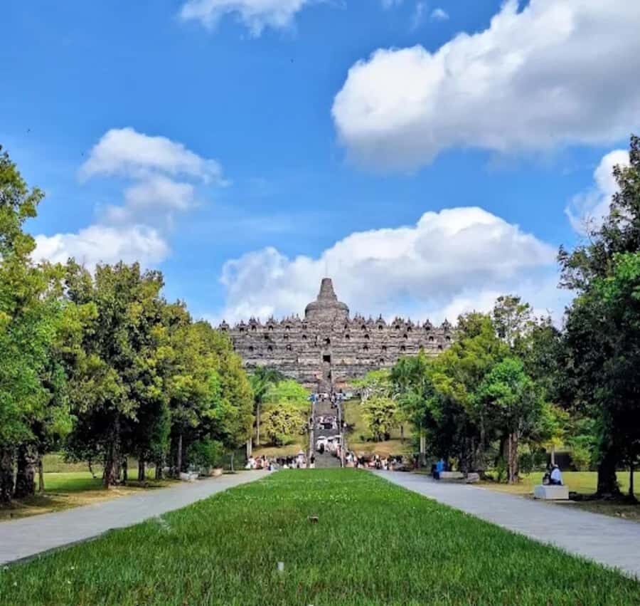 Yogyakarta: Borobudur, Prambanan & Ramayana Ballet Tour - The Practical Details