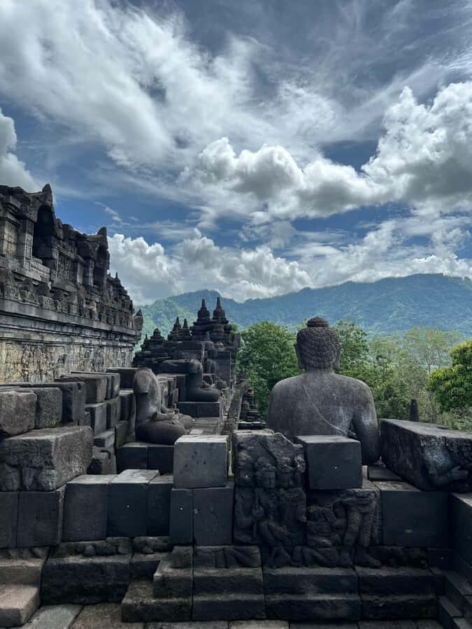 Yogyakarta : Borobudur temple + Prambanan temple tour - The Practical Side: Transportation, Guides, and Value