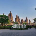 Yogyakarta: Borobudur VIP Climb Up and Prambanan Temple Tour - Detailed Breakdown of the Itinerary