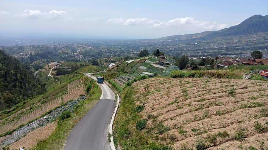 Yogyakarta : Honey moon by hire luxury vehicle - Exploring the Itinerary in Detail