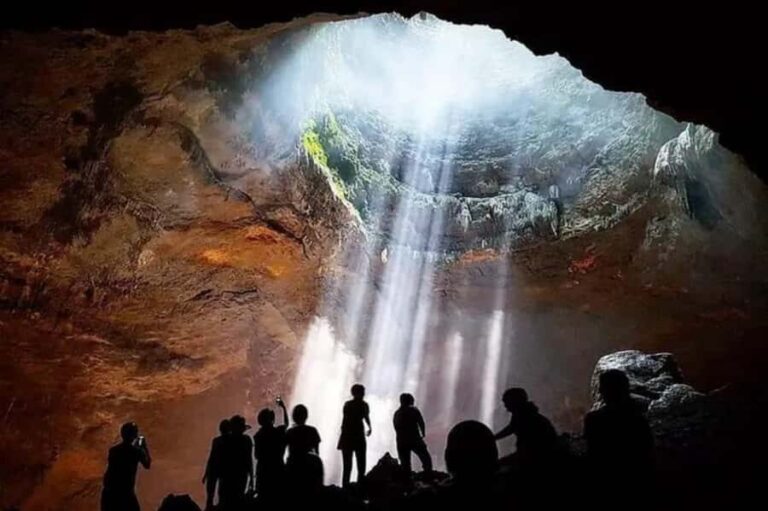 YOGYAKARTA ; JOMBLANG CAVE AND TIMANG BEACH ADVANTURE TOUR. - Exploring the Highlights of the Tour