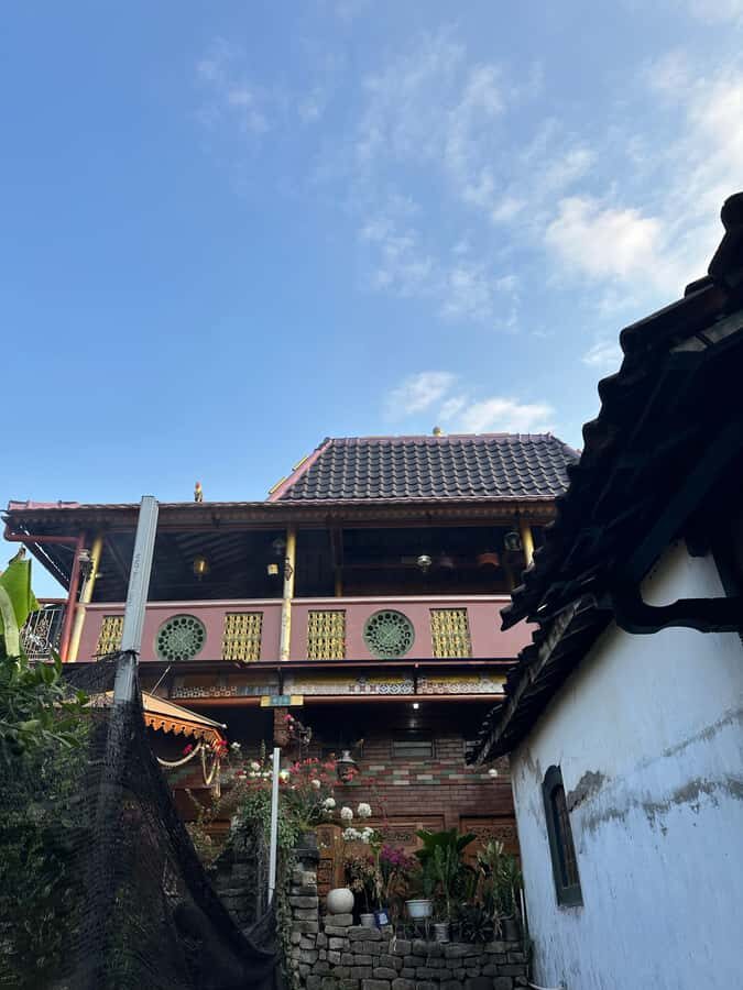 Yogyakarta Kotagede Walking Tour: Royal city & Locals Life - Architectural and Cultural Highlights