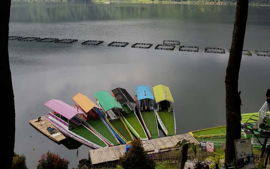 Yogyakarta: Menjer Lake Bamboo Boat Tour with Lunch - Exploring the Itinerary in Detail