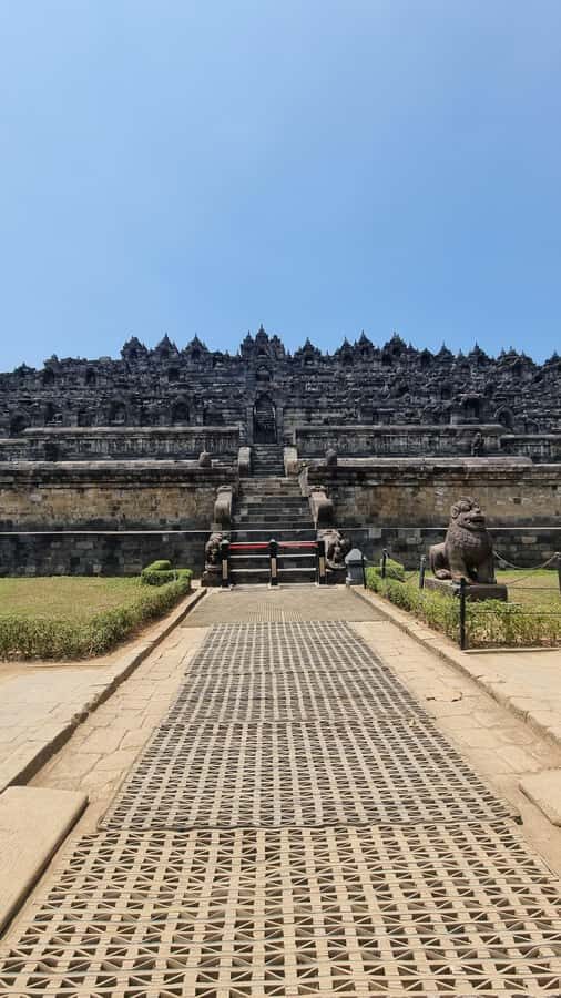 Yogyakarta: Merapi Sunrise, Borobudur, & Prambanan Tour - Practical Details & Tips